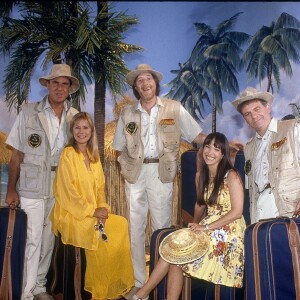 Patrick Simpson-Jones, Dorothée, Corbier, Ariane et Jacky en plateau télé en juin 1994 à Paris.