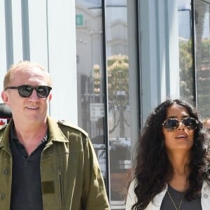 François-Henri Pinault et sa femme Salma Hayek se promènent et font du shopping dans les rues de Beverly Hills. Le 2 août 2019.