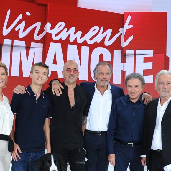 Exclusif - Marcel Ichou, Emmanuel Chaunu, Helene Gateau, Remi Desjardins, Pascal Obispo, Michel Leeb, Michel Drucker, Pierre Arditi et Guy Savoy - Enregistrement de l'émission ' Vivement Dimanche ' au studio Gabriel. Diffusion le 08/09/2019 sur France 2. © Guillaume Gaffiot / Bestimage.