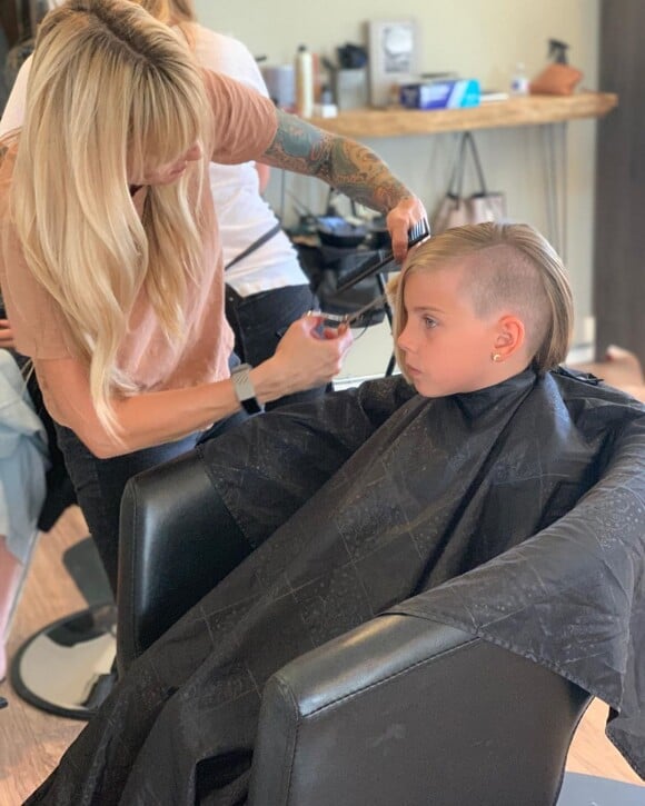 Carey Hart sur Instagram- Sa fille Willow se fait couper les cheveux- 9 septembre 2019.