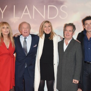 Rosanna Arquette, James Caan, Amanda Sthers (réalisatrice), Tom Hollander et Patrick Bruel à l'avant-première du film "Holy Lands" au cinéma UGC Normandie à Paris, France, le 4 décembre 2018. © Coadic Guirec/Bestimage