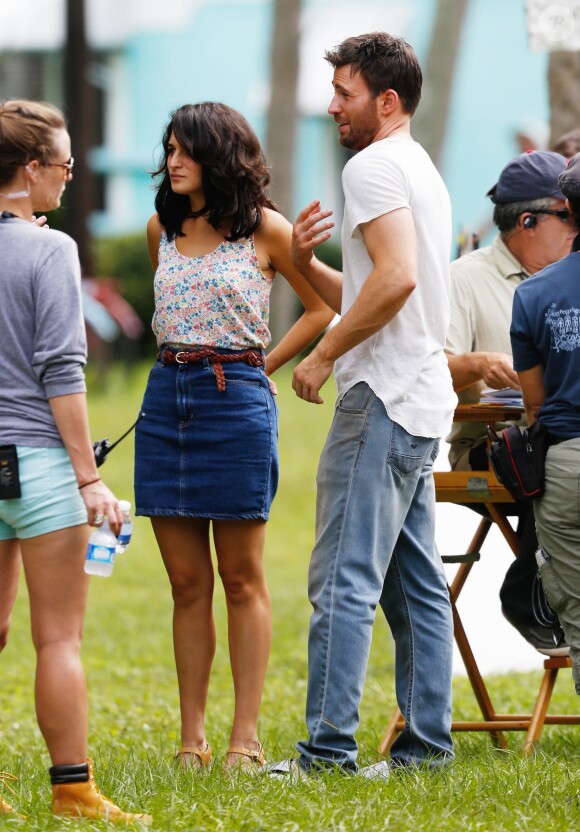 Exclusif - Chris Evans et Jenny Slate sur le tournage de "Gifted" à Atlanta le 9 octobre 2015.