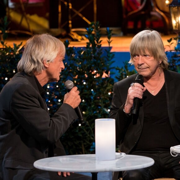 Exclusif - Dave, le chanteur Renaud (Renaud Séchan) et Alain Chamfort - Tournage de l'émission "Merci Renaud" dans les studios de la Plaine Saint-Denis le 15 novembre 2016, qui sera diffusée le samedi 17 décembre 2016 en prime time sur France 2. © Cyril Moreau / Bestimage