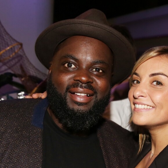 Issa Doumbia et Priscilla Betti lors de la soirée d'inauguration du restaurant du groupe d'H.Gaouaoui et du chef N.Tarayre "Splash" au port Van Gogh, en bord de Seine à Asnières, France, le 12 septembre 2019. © Rachid Bellak/Bestimage