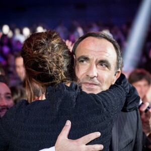 Exclusif - Karine Ferri, Nikos Aliagas - Emission hommage à "Grégory Lemarchal, 10 ans après l'histoire continue" au Zénith de Paris et retransmis en direct sur TF1 le 7 janvier 2017. Il y a près de dix ans le petit prince de la Star Ac' disparaissait brutalement à l'âge de 23 ans, emporté par la mucoviscidose. Dix ans après, l'histoire continue, a lancé un grand appel aux dons pour la construction d'une Maison Grégory Lemarchal afin d'améliorer le quotidien des malades dont certains étaient présents dans le public. A la fin de l'émission ce sont plus de 2 millions d'euros de dons qui avaient déjà été récoltés en vue de construire cette maison. © Cyril Moreau/Bestimage