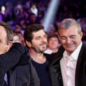 Exclusif - Karine Ferri, Nikos Aliagas, Patrick Fiori, Pierre Lemarchal (Père de Grégory Lemarchal) - Emission hommage à "Grégory Lemarchal, 10 ans après l'histoire continue" au Zénith de Paris et retransmis en direct sur TF1 le 7 janvier 2017. Il y a près de dix ans le petit prince de la Star Ac' disparaissait brutalement à l'âge de 23 ans, emporté par la mucoviscidose. Dix ans après, l'histoire continue, a lancé un grand appel aux dons pour la construction d'une Maison Grégory Lemarchal afin d'améliorer le quotidien des malades dont certains étaient présents dans le public. A la fin de l'émission ce sont plus de 2 millions d'euros de dons qui avaient déjà été récoltés en vue de construire cette maison. © Cyril Moreau/Bestimage