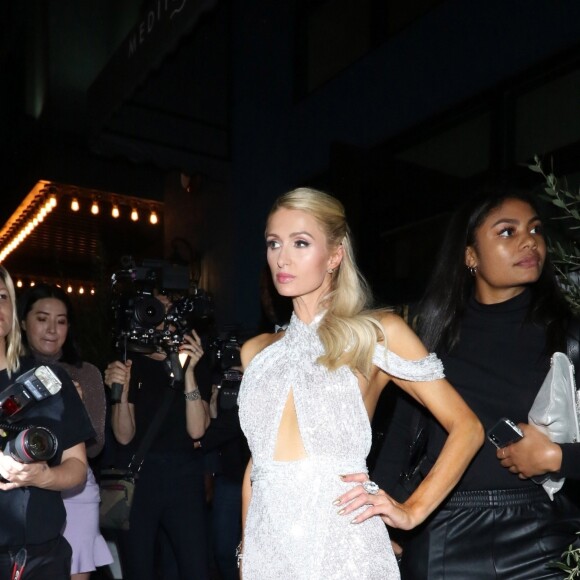 Paris Hilton arrive au lancement de Glam App au club Cleo à Hollywood le 19 juin 2019