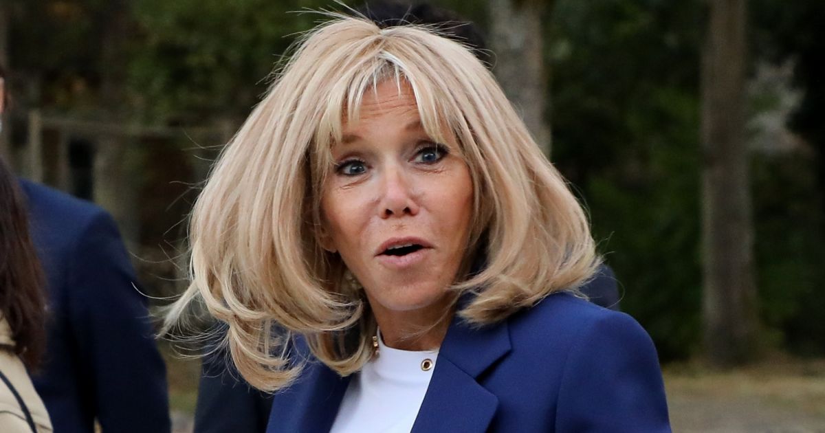 Brigitte Macron - Le Président De La République E. Macron Et Sa Femme ...