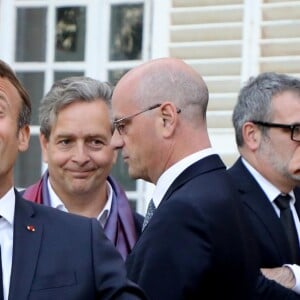 Le Président de la République Emmanuel Macron, Stéphane Bern - Le Président de la République E. Macron et sa femme la Première Dame B. Macron étaient au château de By, à Thomery (Seine-et-Marne), l'un des 18 sites retenus pour la deuxième édition du Loto du patrimoine, le 20 Septembre 2019. © Dominique Jacovides/Bestimage