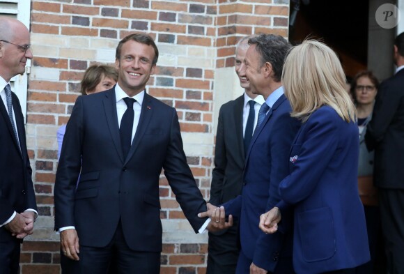 Jean-Michel Blanquer (Ministre de l'Education Nationale), le Président de la République Emmanuel Macron et sa femme la Première Dame Brigitte Macron, Franck Riester (Ministre de la Culture), Stéphane Bern - Le Président de la République E. Macron et sa femme la Première Dame B. Macron étaient au château de By, à Thomery (Seine-et-Marne), l'un des 18 sites retenus pour la deuxième édition du Loto du patrimoine, le 20 Septembre 2019. © Dominique Jacovides/Bestimage