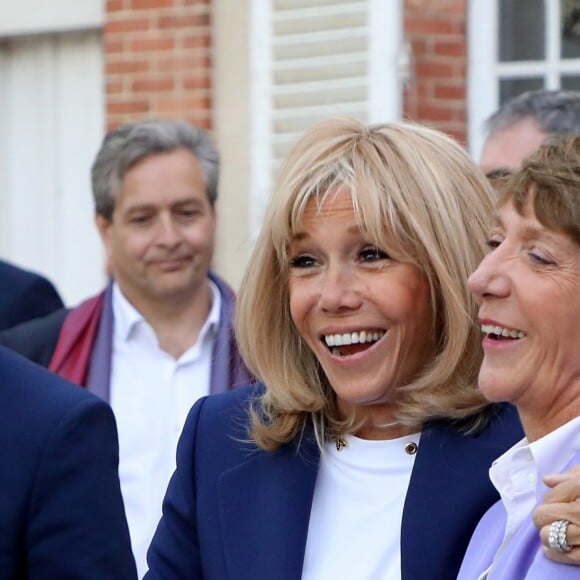 La Première Dame Brigitte Macron - Le Président de la République E. Macron et sa femme la Première Dame B. Macron étaient au château de By, à Thomery (Seine-et-Marne), l'un des 18 sites retenus pour la deuxième édition du Loto du patrimoine, le 20 Septembre 2019. © Dominique Jacovides/Bestimage