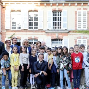 Franck Riester (Ministre de la Culture), Stéphane Bern, la Première Dame Brigitte Macron, Jean-Michel Blanquer (Ministre de l'Education Nationale), le Président de la République Emmanuel Macron - Le Président de la République E. Macron et sa femme la Première Dame B. Macron étaient au château de By, à Thomery (Seine-et-Marne), l'un des 18 sites retenus pour la deuxième édition du Loto du patrimoine, le 20 Septembre 2019. © Dominique Jacovides/Bestimage