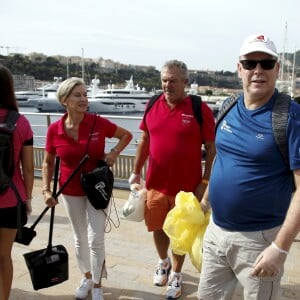 Exclusif - Le prince Albert II de Monaco a participé le 21 septembre 2019 à la première édition en principauté du World CleanUp Day, une opération de ramassage de déchets. © Jean-François Ottonello / Nice-Matin / Bestimage