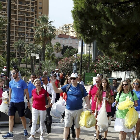 Exclusif - Le prince Albert II de Monaco a participé le 21 septembre 2019 à la première édition en principauté du World CleanUp Day, une opération de ramassage de déchets. © Jean-François Ottonello / Nice-Matin / Bestimage