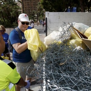 Exclusif - Le prince Albert II de Monaco a participé le 21 septembre 2019 à la première édition en principauté du World CleanUp Day, une opération de ramassage de déchets. © Jean-François Ottonello / Nice-Matin / Bestimage