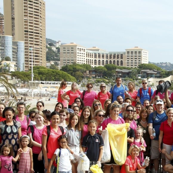 Exclusif - Le prince Albert II de Monaco a participé le 21 septembre 2019 à la première édition en principauté du World CleanUp Day, une opération de ramassage de déchets. © Jean-François Ottonello / Nice-Matin / Bestimage