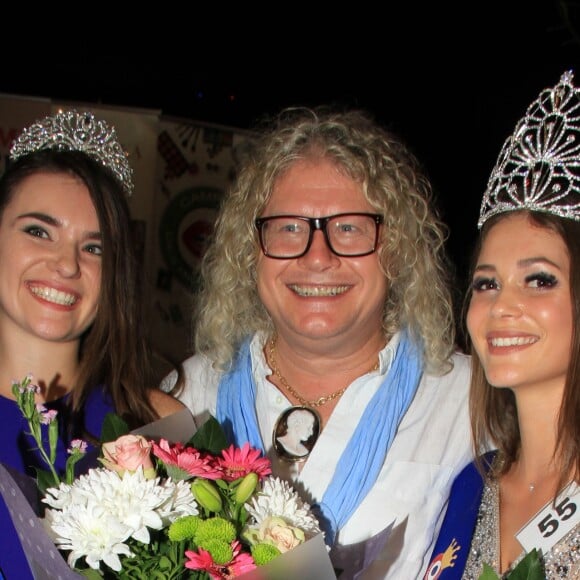 Margot (Miss Ile-de-France 2020), Pierre-Jean Chalençon (président du jury) et Alexia (Miss pettite-de-France 2020) lors de la soirée élection Miss Paris et Miss Ile de de France Comité Miss Nationale au théâtre Elizabeth Czerczuk à Paris, France, le 22 septembre 2019. © Philippe Baldini/Bestimage