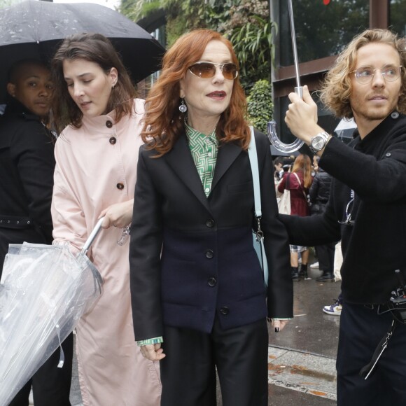 Isabelle Huppert a assisté au défilé Lanvin, collection prêt-à-porter printemps-été 2020 lors de la Fashion Week de Paris. Le 25 septembre 2019. © Veeren-Clovis/Bestimage