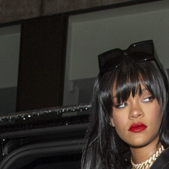 Rihanna arrive au Manko pour l'after-party de la marque Fenty lors de la fashion week à Paris le 26 septembre 2019.