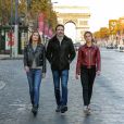  Rendez-vous avec Anthony Delon et ses filles Loup et Liv sur les Champs-Elysées à Paris, France, le 26 novembre 2017. © Philippe Doignon/Bestimage 