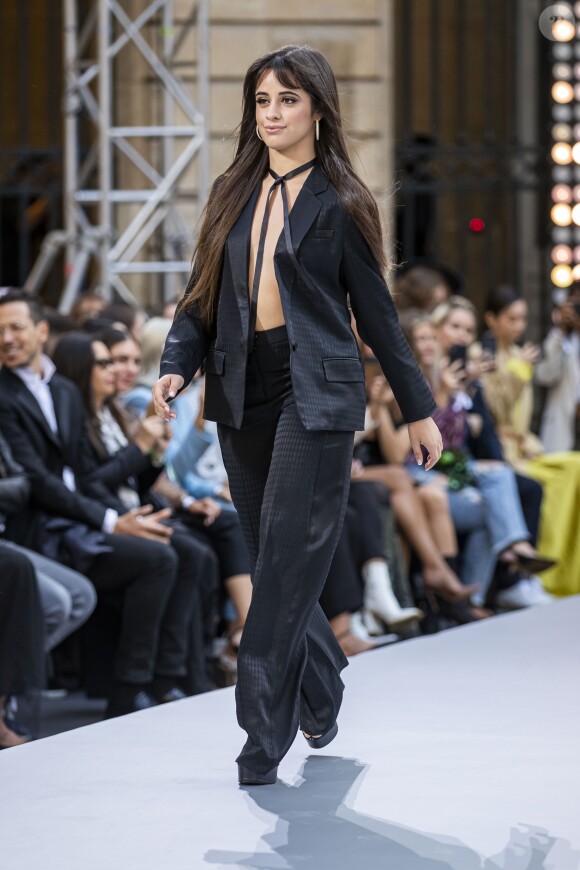 Camila Cabello participe au défilé L'Oréal Paris 2019 à la Monnaie de Paris le 28 Septembre 2019 pendant la fashion week. © Olivier Borde / Bestimage