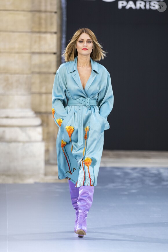 Caroline Receveur participe au défilé L'Oréal Paris 2019 à la Monnaie de Paris le 28 Septembre 2019 pendant la fashion week. © Olivier Borde / Bestimage