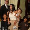 Kim Kardashian est allée assister avec ses enfants Saint, North  et Chicago à la messe dominicale de son mari Kanye West à New York, le 29 septembre 2019