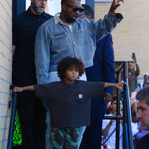 Kim Kardashian est allée assister avec ses enfants Saint West, North West et Chicago West à la messe dominicale de son mari Kanye West à New York, le 29 septembre 2019