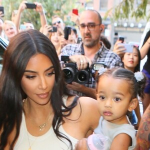 Kim Kardashian est allée assister avec ses enfants Saint West, North West et Chicago West à la messe dominicale de son mari Kanye West à New York, le 29 septembre 2019