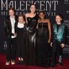 Angelina Jolie et ses enfants Shiloh Nouvel Jolie-Pitt, Vivienne Marcheline Jolie-Pitt, Zahara Marley Jolie-Pitt, Knox Léon Jolie-Pitt à la première de Maleficent : Mistress of Evil au théâtre El Capitan dans le quartier de Hollywood à Los Angeles, le 30 septembre 2019