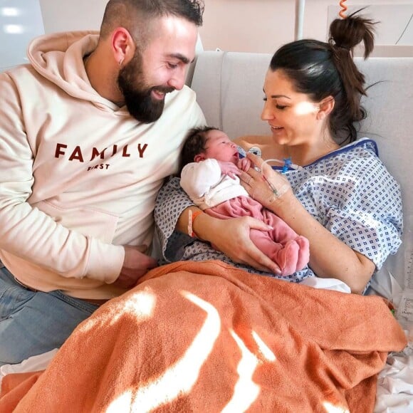 Anaïs Sanson à l'hôpital pour la naissance de Lila, le 31 décembre 2019