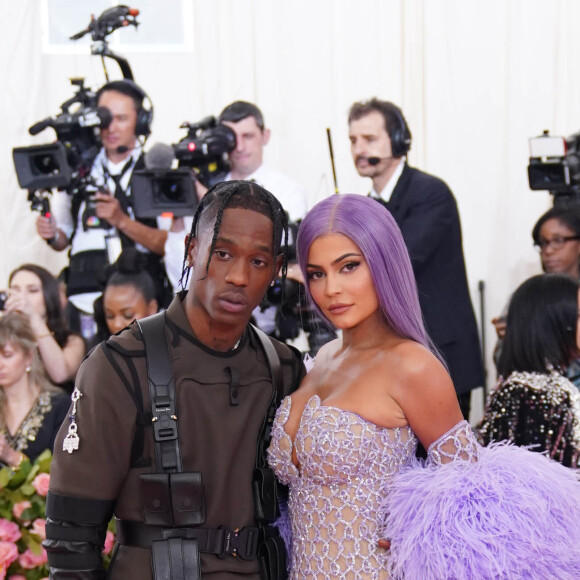 Travis Scott et sa compagne Kylie Jenner - Arrivées des people à la 71ème édition du MET Gala (Met Ball, Costume Institute Benefit) sur le thème "Camp: Notes on Fashion" au Metropolitan Museum of Art à New York, le 6 mai 2019.