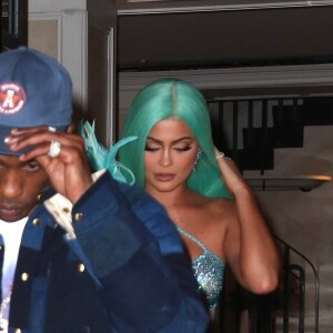 Kylie Jenner et son compagnon Travis Scott à la sortie du Mark Hotel pour se rendre à l'after party de la 71ème édition du MET Gala (Met Ball, Costume Institute Benefit) à New York, le 6 mai 2019.