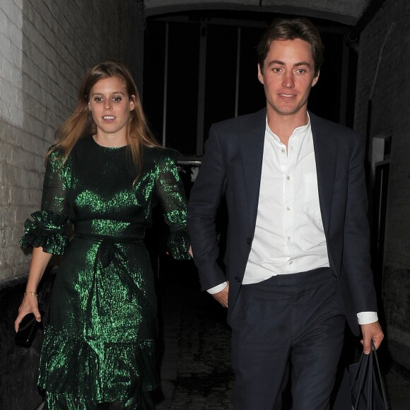 La princesse Beatrice d'York et son fiancé Edoardo Mapelli Mozzi à la soirée de lancement du livre de N. von Bismarck "The Dior sessions" à Londres le 1er octobre 2019.