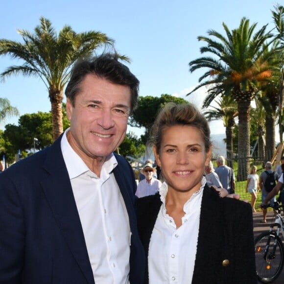 Christian Estrosi et sa femme Laura Tenoudji Estrosi avec le préfet des Alpes-Maritimes Bernard Gonzales, des élus municipaux et des passionnés de vélo, ont inauguré le dernier tronçon sécurisé de la Promenade des Anglais le 29 septembre 2019. © Bruno Bebert/Panoramic/Bestimage 29/09/2019 - Nice