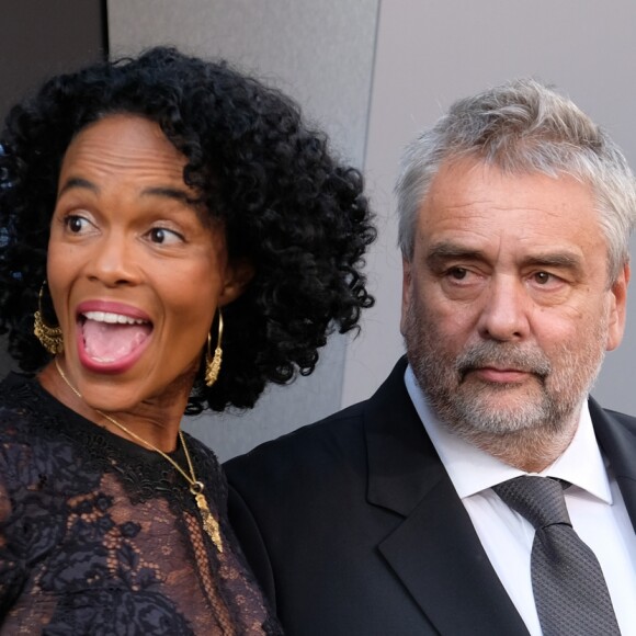Luc Besson avec sa femme Virginie Besson-Silla à la première de 'Valerian and the City of a Thousand Planets' au théâtre Chinois à Hollywood, le 17 juillet 2017 © Chris Delmas/Bestimage