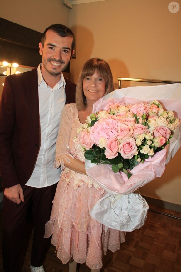 Exclusif - Le producteur Damien Nougarède et Chantal Goya - People au spectacle de Chantal Goya, "Le soulier qui vole" au Palais des Congrès à Paris le 5 octobre 2019. © Philippe Baldini/Bestimage