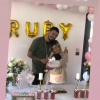 Kevin Guedj et Carla Moreau, tenant leur petite Ruby, sur Instagram le 7 octobre 2019.