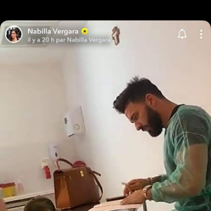 Nabilla et Thomas arrivent à la maternité le 5 octobre 2019.