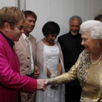 Elton John : Son "hilarante" anecdote sur la reine Elizabeth II