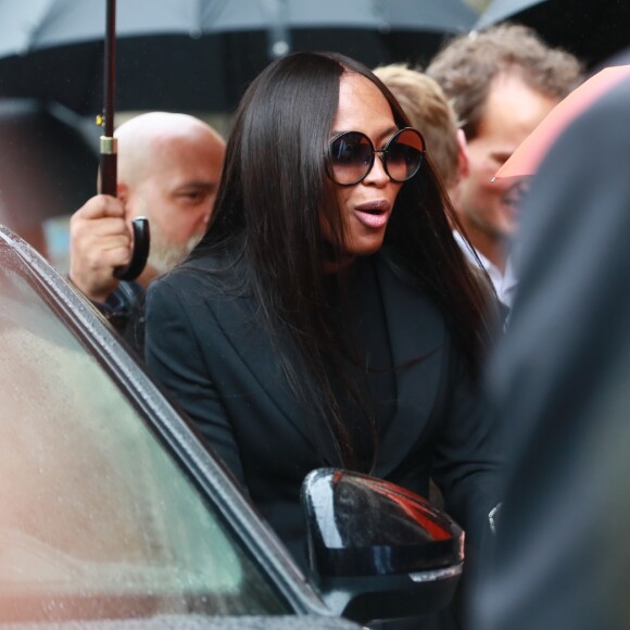 Naomi Campbell aux obsèques du photographe allemand Peter Lindbergh en l'église Saint-Sulpice à Paris le 24 septembre 2019.