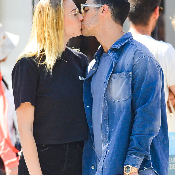 Sophie Turner et son mari Joe Jonas se promènent en amoureux à New York, le 29 août 2019.29/08/2019 - New York