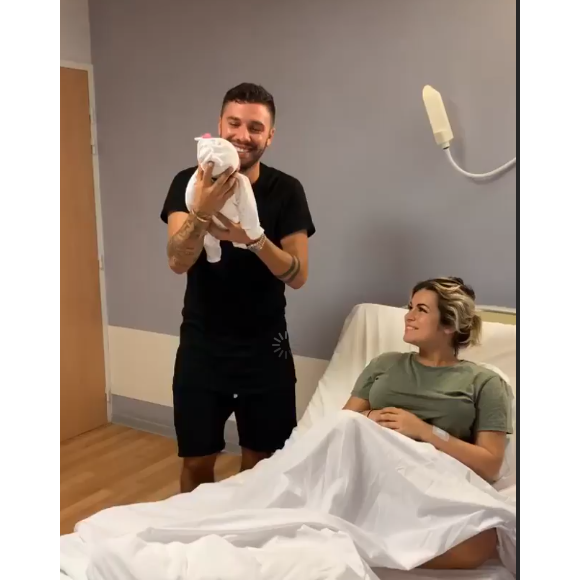 Kevin Guedj fier de sa fille Ruby, le jour de l'accouchement, sur Instagram, le 1er octobre 2019