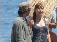 La sexy Elsa Pataky a-t-elle oublié Adrien Brody... dans les bras d'un charmant acteur italien ?!