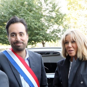 Mounir Mahjoubi, député, Brigitte Macron, Jean-Michel Blanquer, ministre de l'éducation nationale - Dictée d'ELA lors de sa 16e édition au Collège Suzanne Lacore, à Paris, le 14 octobre 2019. Cette dictée est le lancement officiel de la campagne "Mets Tes Baskets et bats la maladie" à l'école. ©Dominique Jacovides/Bestimage