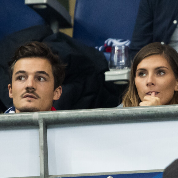 Camille Cerf (Miss France 2015) et son compagnon Cyrille - Tribunes lors du match de qualification pour l'Euro2020 "France - Turquie (1-1)" au Stade de France. Saint-Denis, le 14 octobre 2019. ©Cyril Moreau/Bestimage