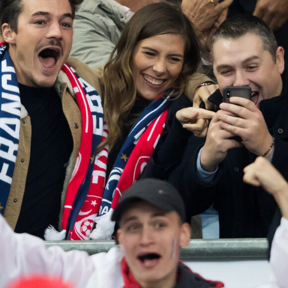 Camille Cerf (Miss France 2015) et son compagnon Cyrille - Tribunes lors du match de qualification pour l'Euro2020 "France - Turquie (1-1)" au Stade de France. Saint-Denis, le 14 octobre 2019. ©Cyril Moreau/Bestimage