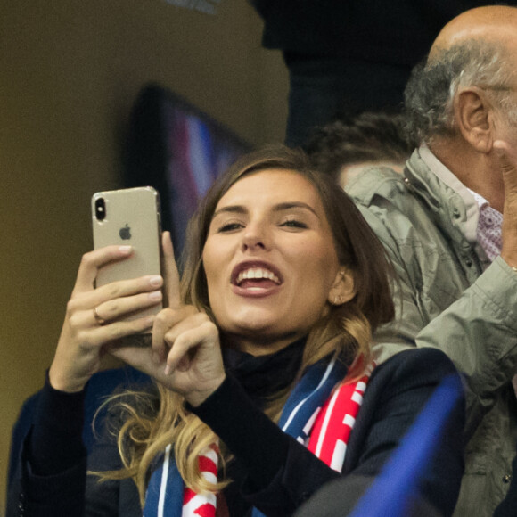 Camille Cerf (Miss France 2015) et son compagnon Cyrille - Tribunes lors du match de qualification pour l'Euro2020 "France - Turquie (1-1)" au Stade de France. Saint-Denis, le 14 octobre 2019. ©Cyril Moreau/Bestimage