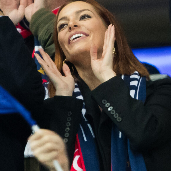 Cartmman, Maëva Coucke (Miss France 2018) - Tribunes lors du match de qualification pour l'Euro2020 "France - Turquie (1-1)" au Stade de France. Saint-Denis, le 14 octobre 2019. ©Cyril Moreau/Bestimage