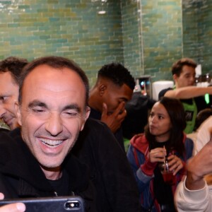 Nikos Aliagas - Inauguration du nouveau restaurant de fast food healthy de Kev Adams, le "Jak Healthy" au 24 rue de Rivoli dans le 4e arrondissement à Paris, le 15 octobre 2019. © Rachid Bellak/Bestimage